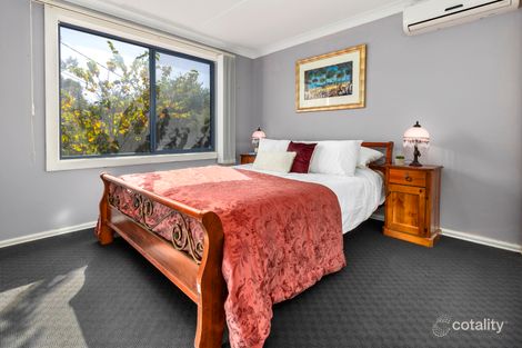 Property photo of 82 Rosemary Crescent Frankston North VIC 3200
