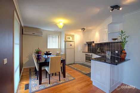 Property photo of 21 Bracknell Street Keysborough VIC 3173