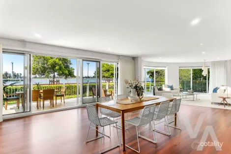 1/304 Wharf Rd, Newcastle, NSW 2300