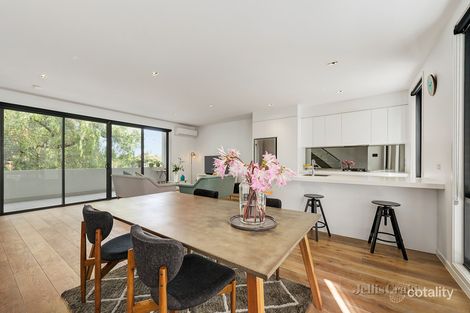 Property photo of 15 Welsh Way Alphington VIC 3078