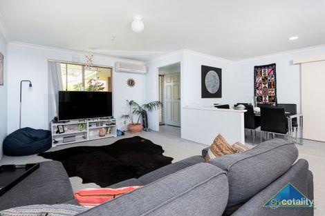 2/88-90 Drabble Rd, Scarborough, WA 6019