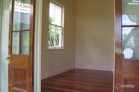 Property photo of 16 Greenlaw Street Indooroopilly QLD 4068