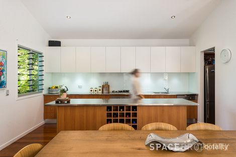 Property photo of 86 Barnett Road Bardon QLD 4065