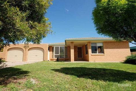 Property photo of 9 Langi Crescent Glenfield Park NSW 2650