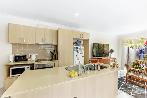 Property photo of 2/29 Bellagio Crescent Coomera QLD 4209