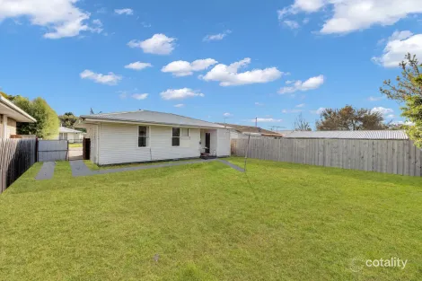 Property photo of 28 Curlew Crescent Norlane VIC 3214
