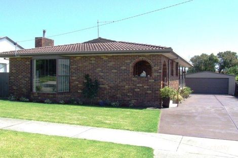 13 Edgar Rd, San Remo, VIC 3925