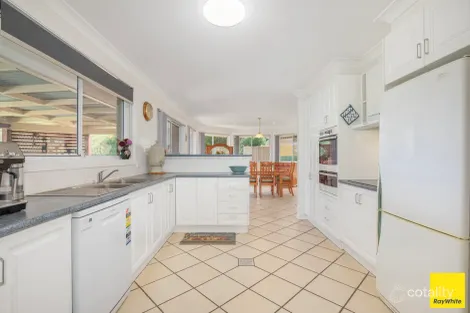Property photo of 42 Norris Drive Armidale NSW 2350