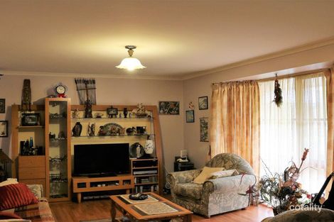 Property photo of 2 Constance Court Narre Warren VIC 3805