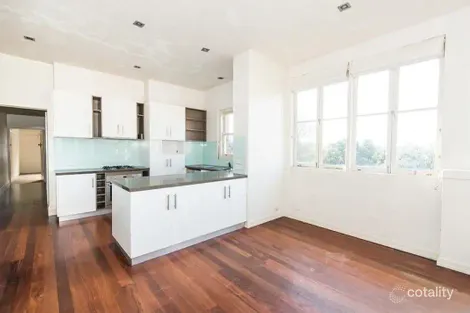 8/26 Tennyson St, Elwood, VIC 3184