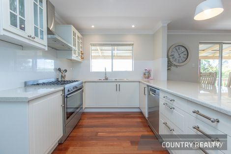 Property photo of 27 Clinton Street Toodyay WA 6566