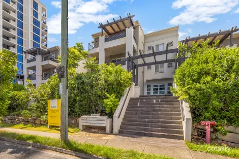 Property photo of 21/32-36 Lissner Street Toowong QLD 4066