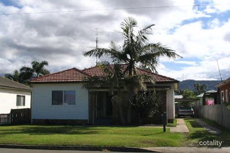 6 Donald St, Fairy Meadow, NSW 2519