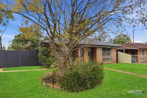Property photo of 35 Solander Drive St Clair NSW 2759