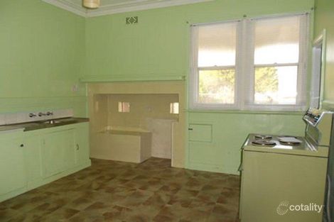 Property photo of 22 Honeysuckle Street Bendigo VIC 3550