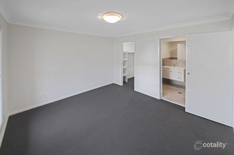 Property photo of 9 Kavanagh Circuit Temora NSW 2666