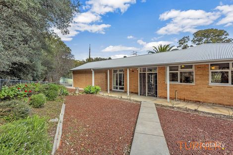 Property photo of 11 Baroota Avenue Rostrevor SA 5073