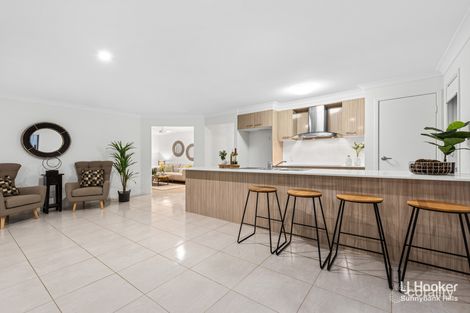 Property photo of 27 Mapelton Circuit Parkinson QLD 4115