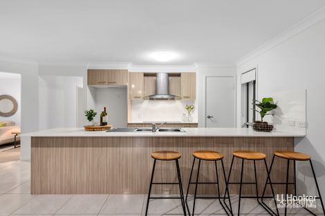Property photo of 27 Mapelton Circuit Parkinson QLD 4115