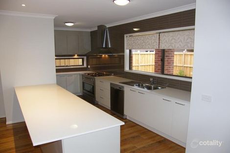 Property photo of 6 Brightstone Drive Clyde North VIC 3978