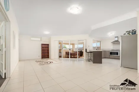 Property photo of 34 Lugger Outlook Glenfield WA 6532