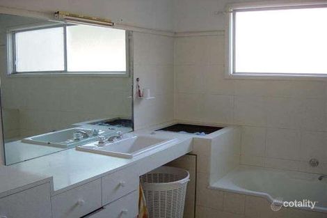 Property photo of 19 Griffiths Avenue Port Kembla NSW 2505
