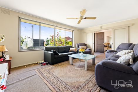 Property photo of 23 Elmhurst Road Gladstone Park VIC 3043