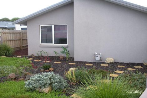 8 Grevillea Cl, Portland, VIC 3305