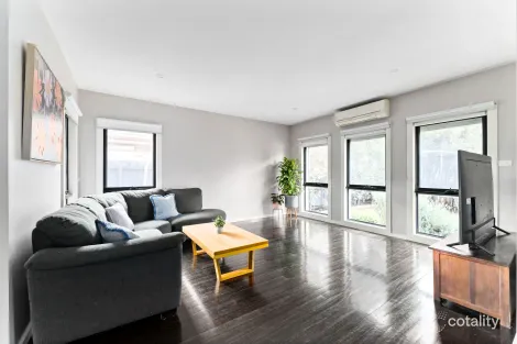 Property photo of 1/16 Millers Road Brooklyn VIC 3012