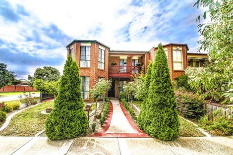 Property photo of 37 Almands Avenue Roxburgh Park VIC 3064