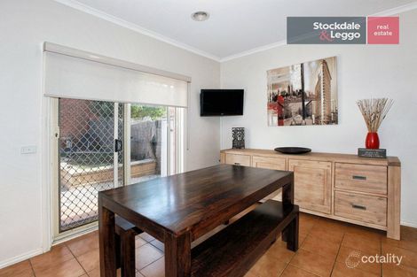 Property photo of 21 The Crest Attwood VIC 3049