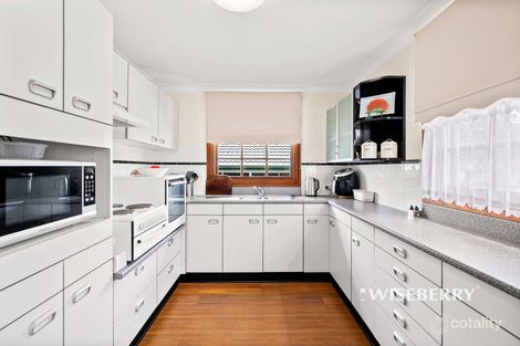 Property photo of 34 Cams Boulevard Summerland Point NSW 2259