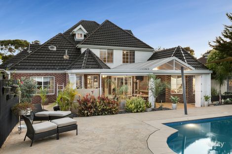 Property photo of 4 Grandview Crescent Hillside VIC 3037