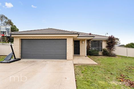 Property photo of 5 Burrows Court Orange NSW 2800