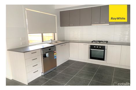 Property photo of 13 Mulloway Drive Point Cook VIC 3030