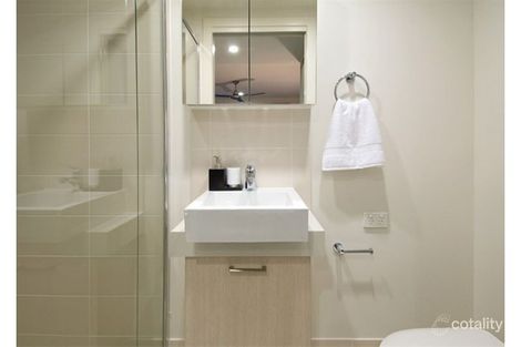 Property photo of 10/221 Sir Fred Schonell Drive St Lucia QLD 4067