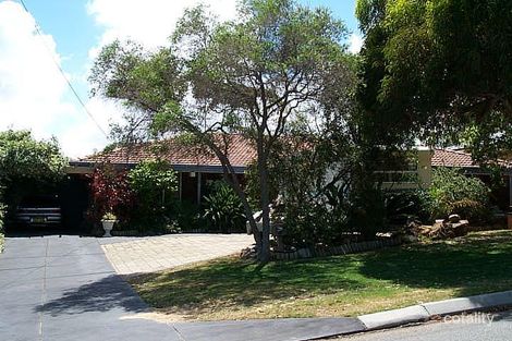 11 Wincanton Rd, Karrinyup, WA 6018