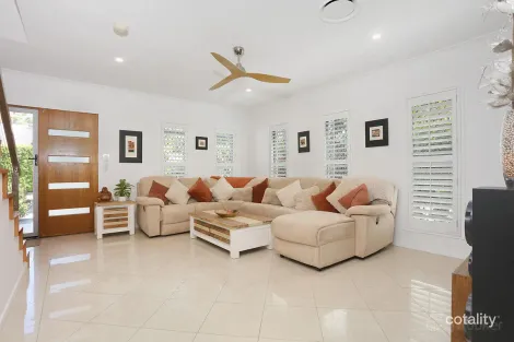 Property photo of 10/411 Oxley Drive Runaway Bay QLD 4216