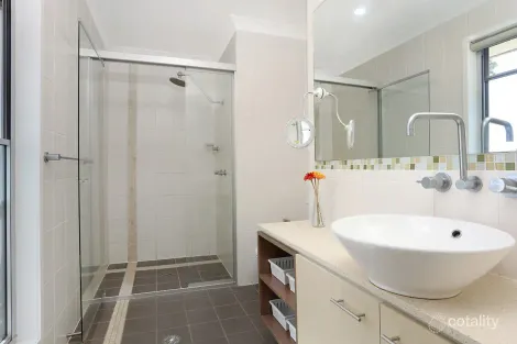 Property photo of 10/411 Oxley Drive Runaway Bay QLD 4216