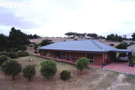 17 Elwins Rd, Kangaroo Gully, WA 6255