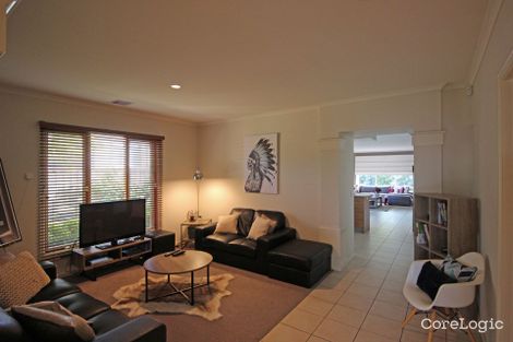 Property photo of 4 Embling Street Berwick VIC 3806