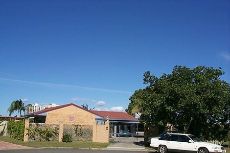 7 Seaforth Ave, Broadbeach Waters, QLD 4218