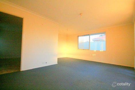 Property photo of 5 Warati Place Oak Flats NSW 2529