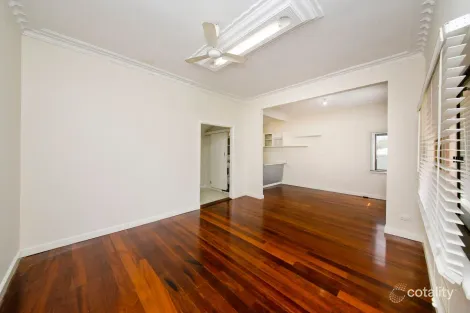 Property photo of 227 Grand Promenade Doubleview WA 6018