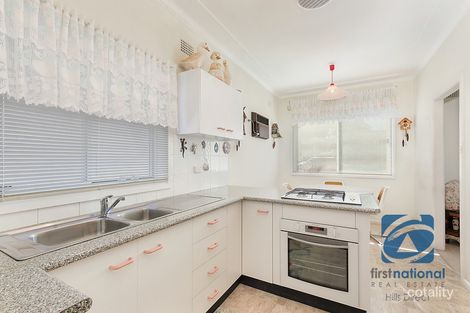 Property photo of 15 Vivienne Street Woodpark NSW 2164