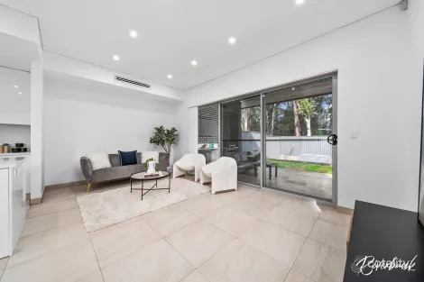 Property photo of 17B Kurrajong Road Greystanes NSW 2145