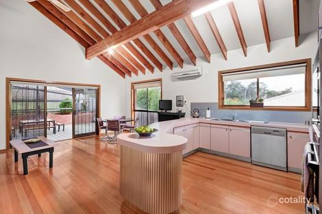 Property photo of 19 Highview Crescent Macleod VIC 3085