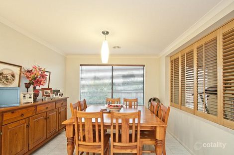 Property photo of 4 Grayden Drive Berwick VIC 3806