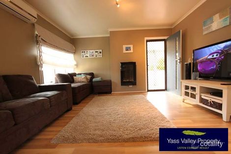 Property photo of 1 Duffy Place Yass NSW 2582