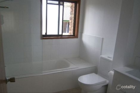 Property photo of 2/15 Card Crescent East Maitland NSW 2323